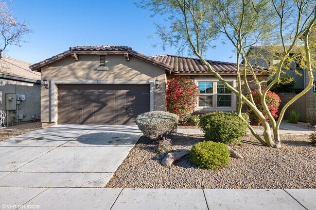 Building Photo - 3760 E Covey Ln