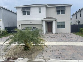 Building Photo - 12937 SW 265th Terrace