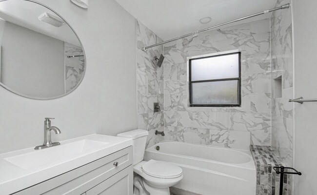 Foto del edificio - 7407 Silver Woods Ct