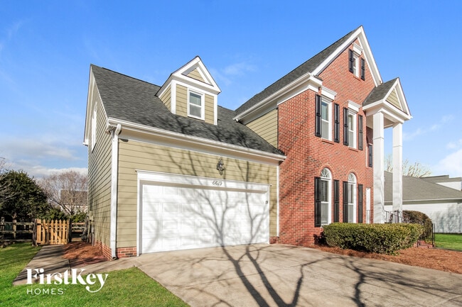 Building Photo - 6619 Hawksnest Dr