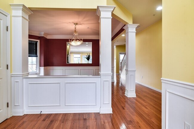 Foto del edificio - 5 Autumn Ridge Dr