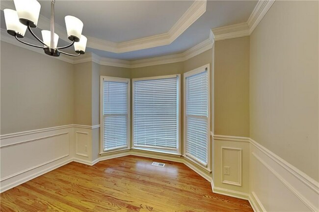 Foto del edificio - 3930 Summit Gate Dr