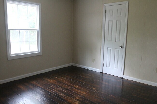 Foto del edificio - 1419 Edgerly Ave