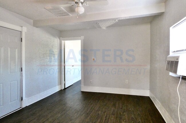 Foto del edificio - 420 Barker St