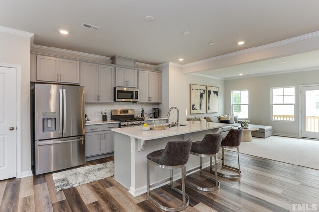 Kitchen - 1102 Talis Creek Dr