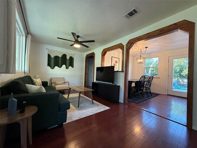 Foto del edificio - 505 E 4th St