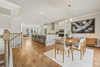 Building Photo - 2145 Burnside Dr NW
