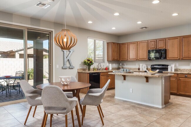 Building Photo - 3252 W Gran Paradiso Dr
