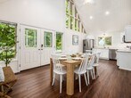 Foto principal - 305 Ridgeway Dr