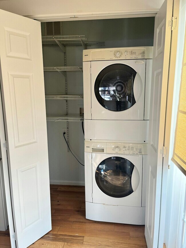 Building Photo - 33 Joyner Ave