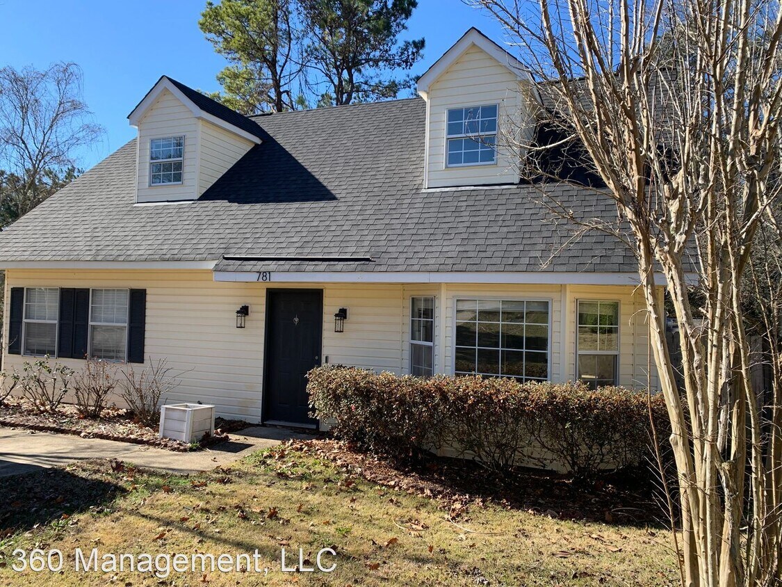 Building Photo - 3 br, 2 bath House - 781 Iroquois Cir