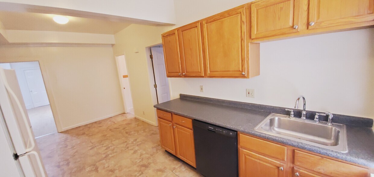 Primary Photo - 6244 Cabanne Ave