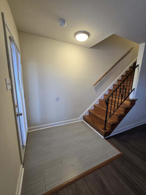 Foto del edificio - 5238 Goolsby Ct