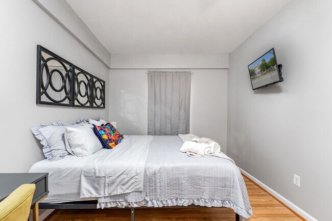 Foto del edificio - 915 Lafayette Blvd