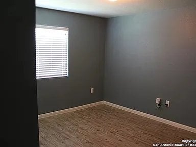 Building Photo - 10418 Legacy Hl