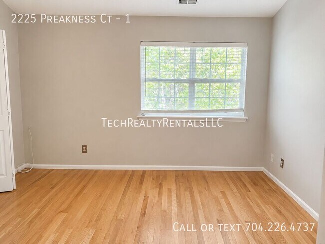 Foto del edificio - 2225 Preakness Ct