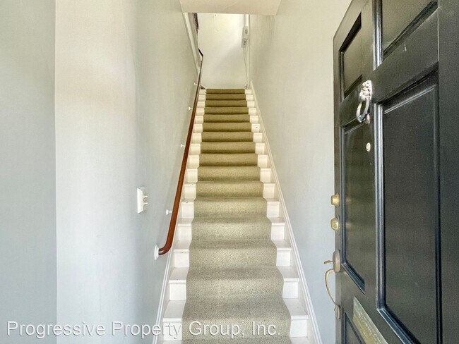 Building Photo - 3 br, 1.5 bath House - 3894 22nd Street