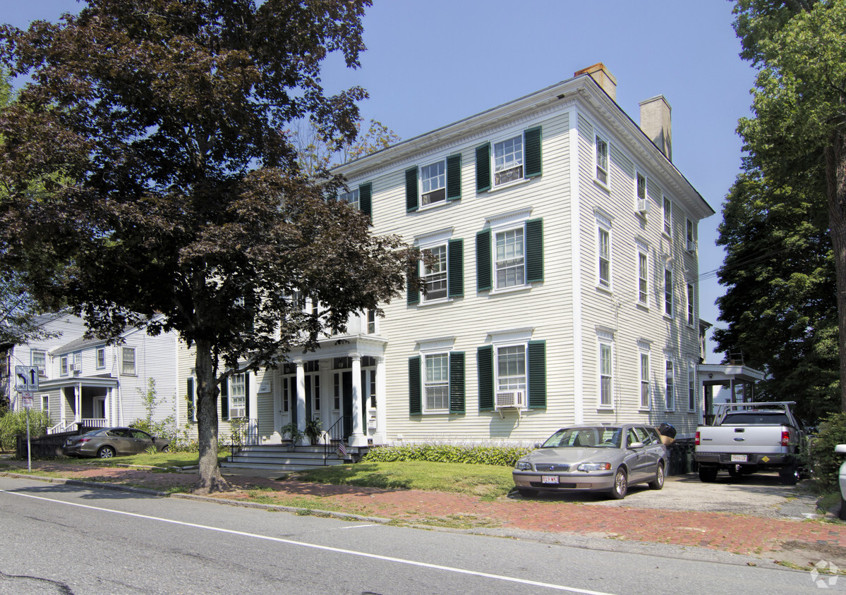 Primary Photo - 102 High St