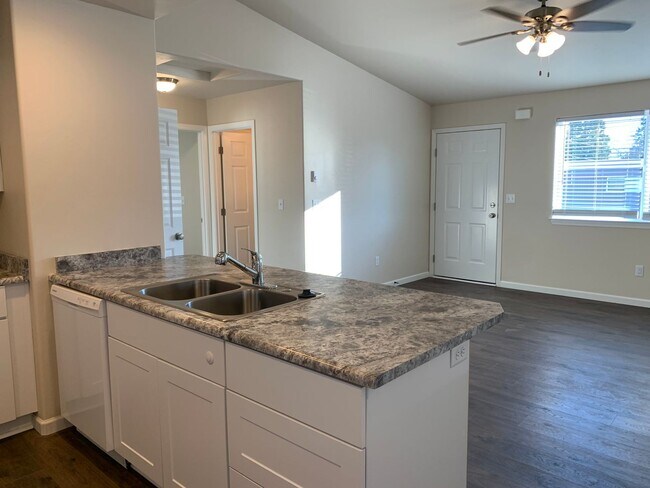 Building Photo - 3512 Quarry Street