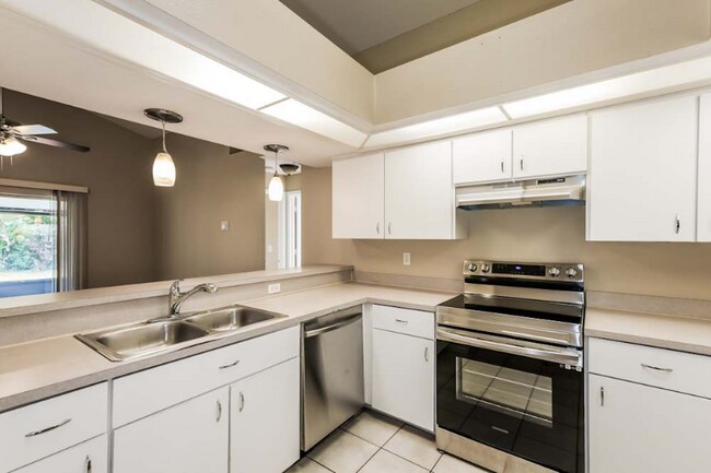 Foto del edificio - 10926 Brucehaven Dr