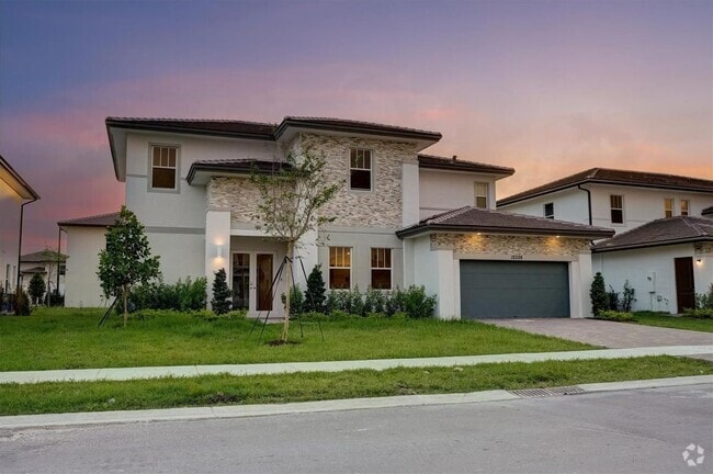 Building Photo - 12328 Green Oak Dr