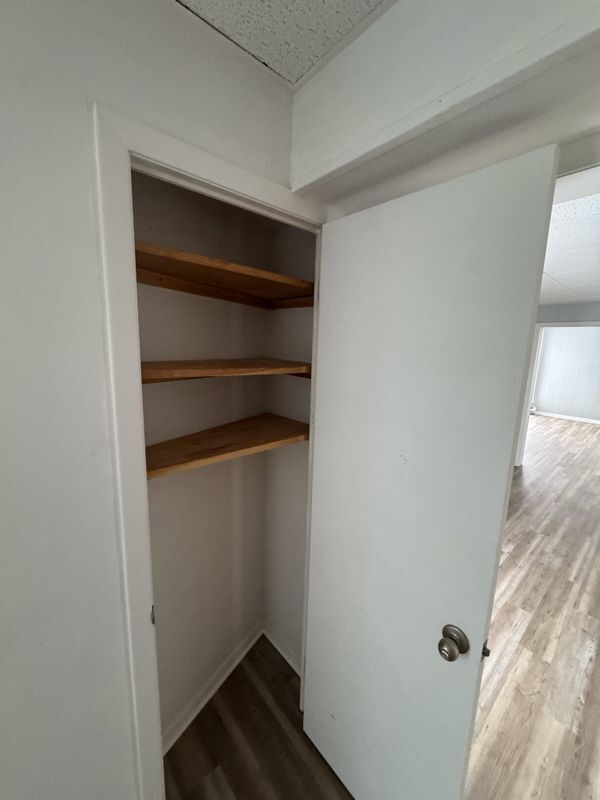 Foto del edificio - 219 N Main St