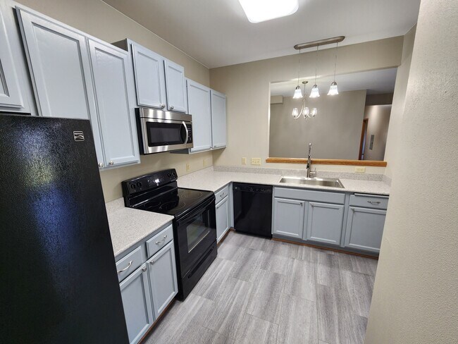 kitchen - 869 Pope St