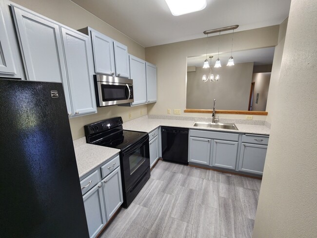 kitchen - 869 Pope St