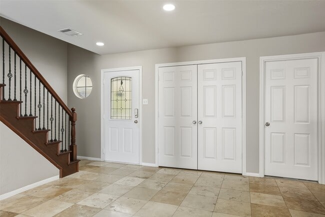 Building Photo - 14861 Altair Ct