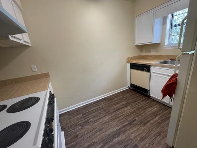 Building Photo - 1831 Sylvan Ct