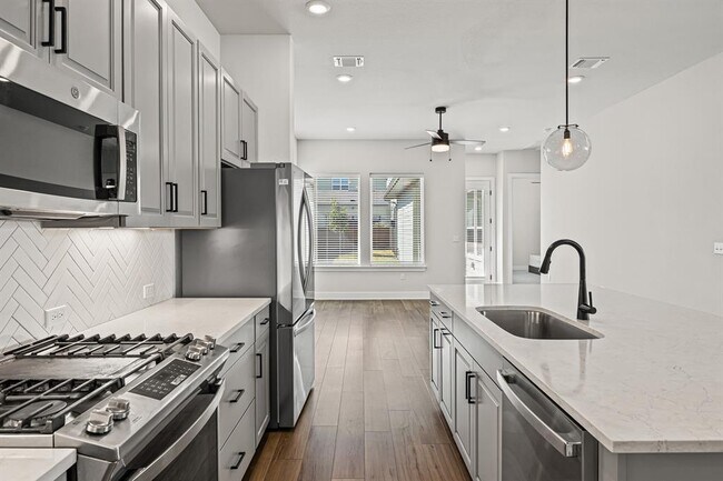 Foto del edificio - 5806 Rangeland Rd