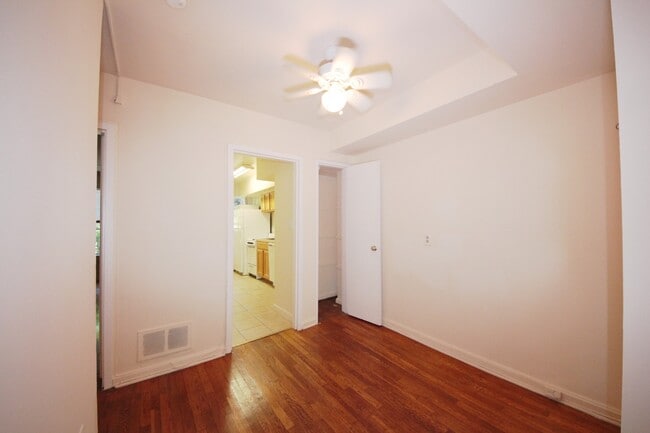 Foto del edificio - 218 10th St NE