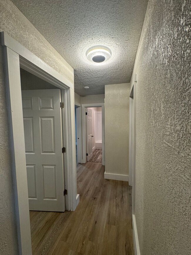 Foto del edificio - 3 Bedroom 1 Bathroom in Graceville, FL
