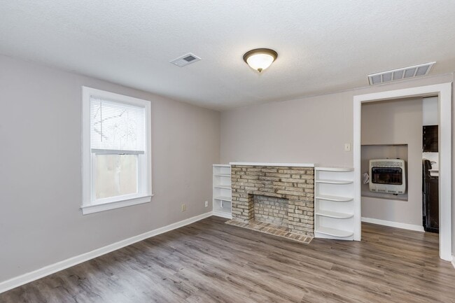 Building Photo - 852 N Belmont Pl