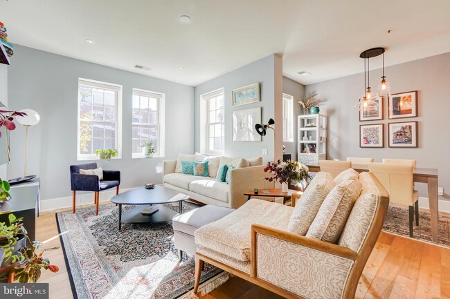 Foto del edificio - 2926 Porter St NW