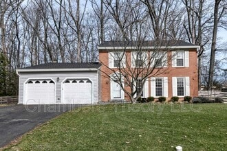Building Photo - 9766 Oleander Ave