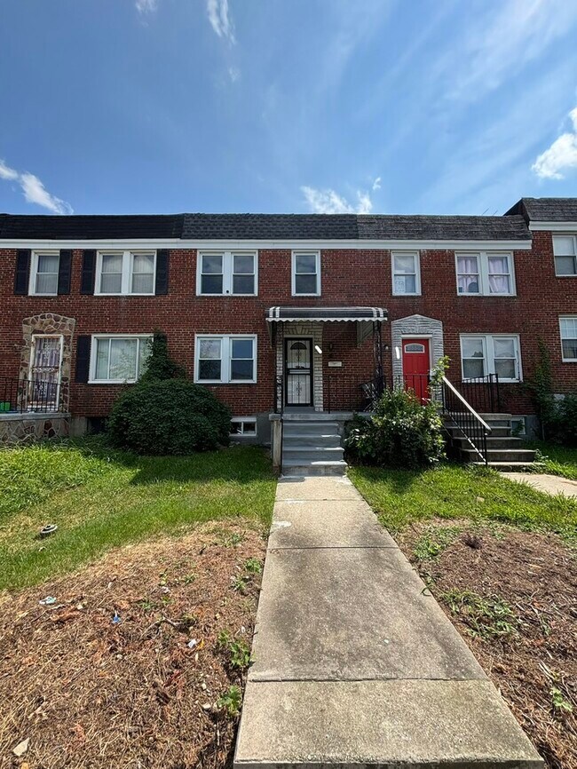 Building Photo - 3799 Ravenwood Ave