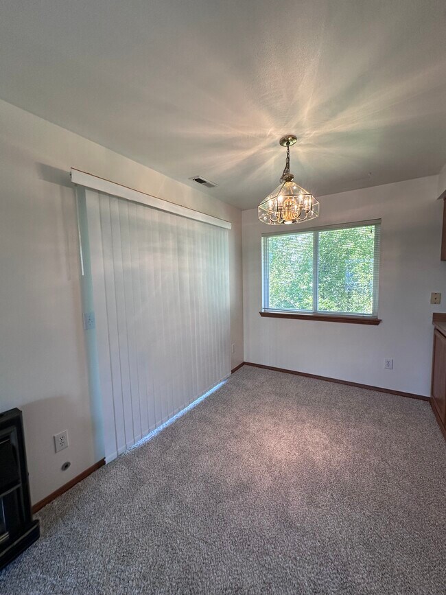 DR - 2210 Xenia St