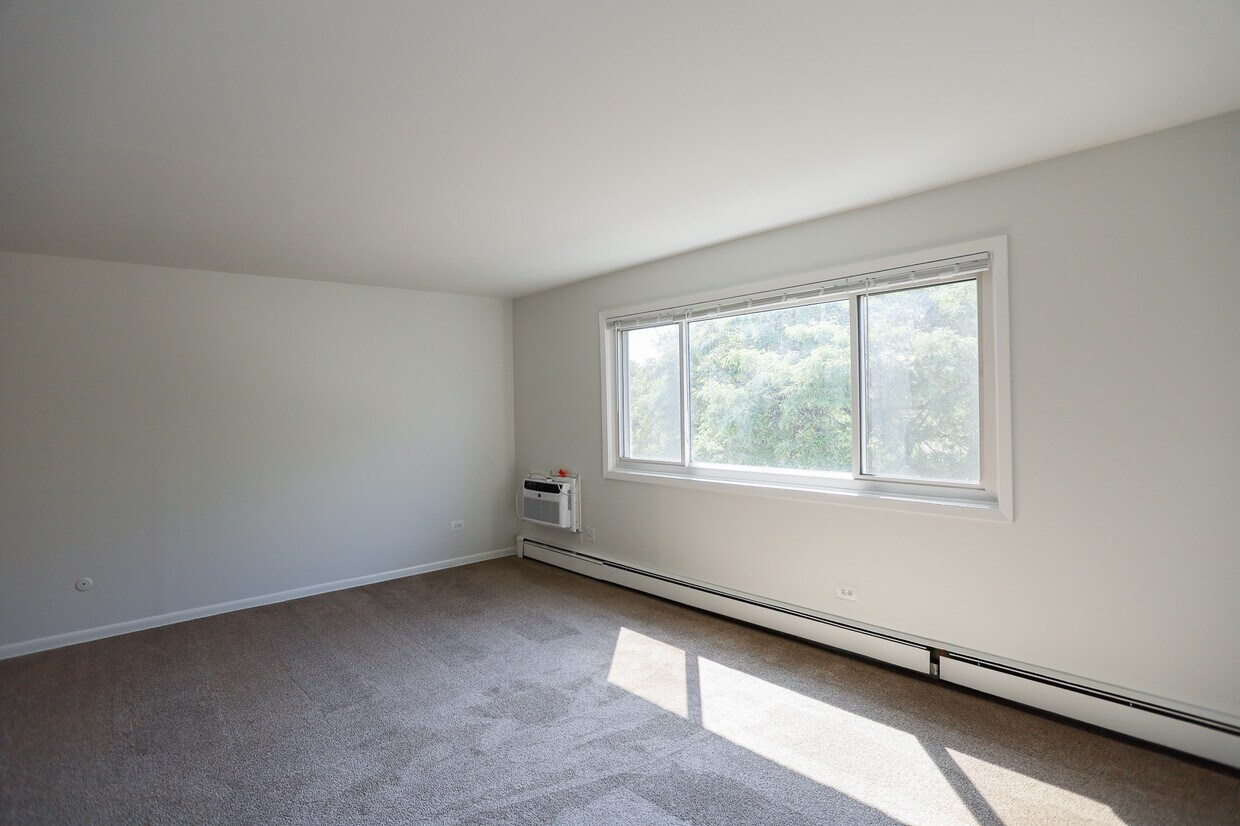 700 McKinley Ave Unit 302, Mundelein, IL 60060 Condo for Rent in