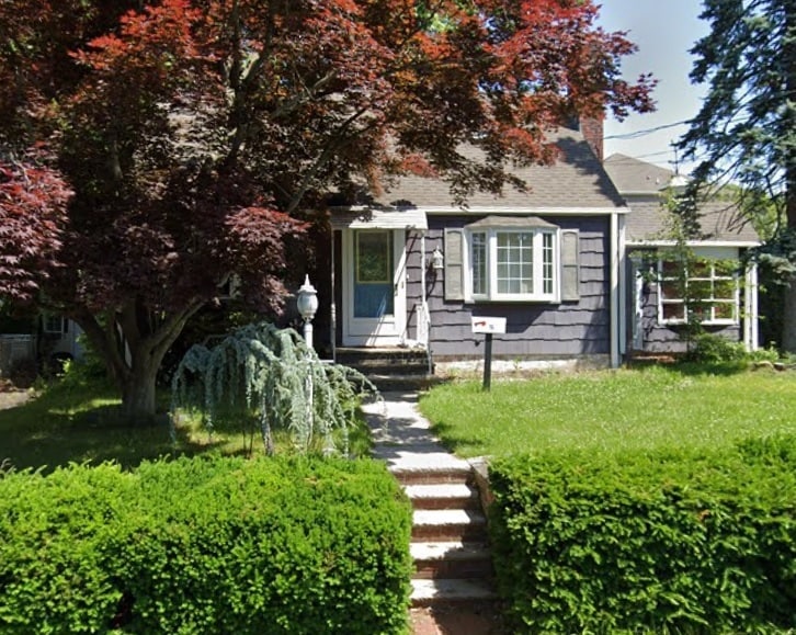 Primary Photo - 16 Sadowski St