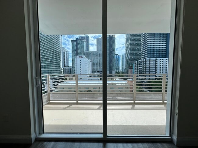 Building Photo - 1110 Brickell Ave