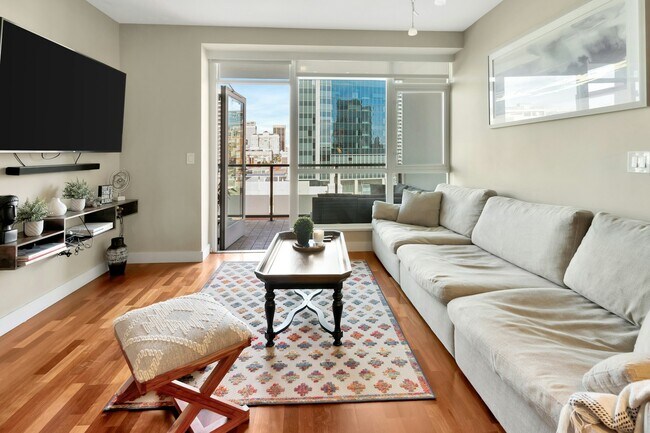 Building Photo - 325 7th Avenue, Unit 808