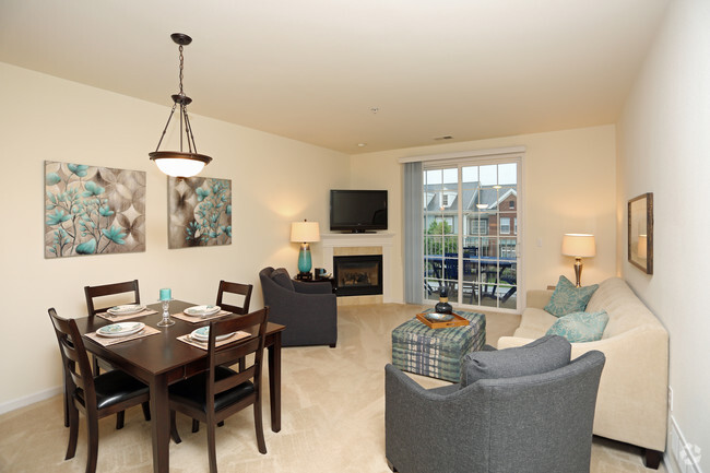 Sala de estar - Georgetown Square Apartments