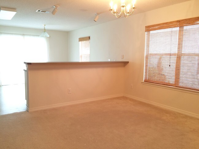Building Photo - 10532 Wilderness Ln