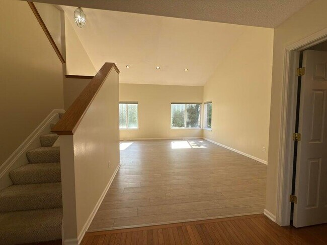 Foto del edificio - 1929 Harley Dr