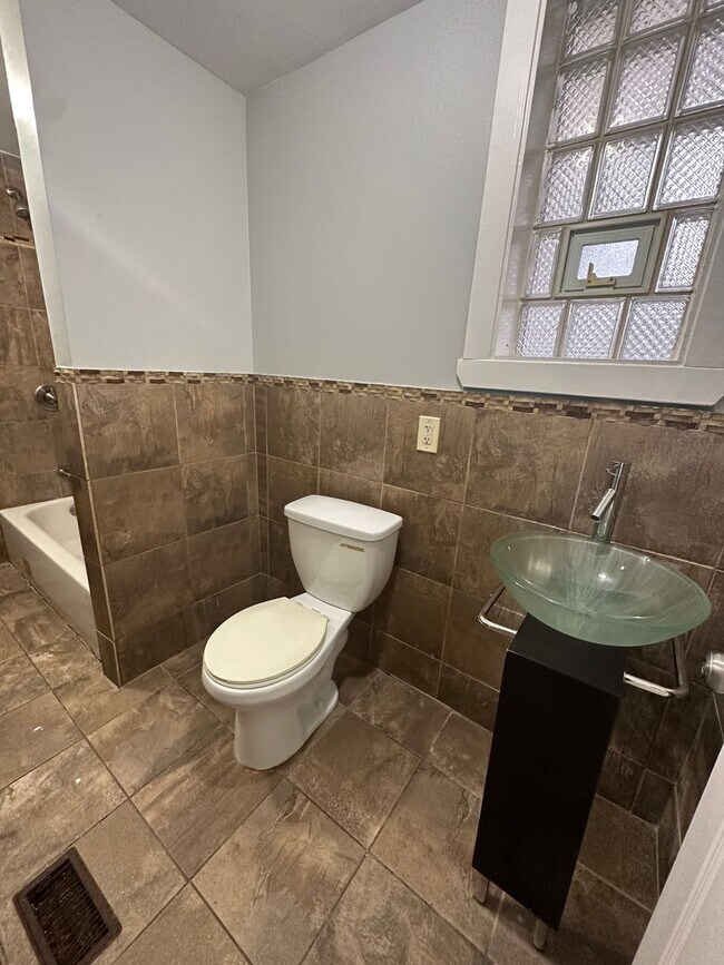 Foto del edificio - 4356 S Wells St