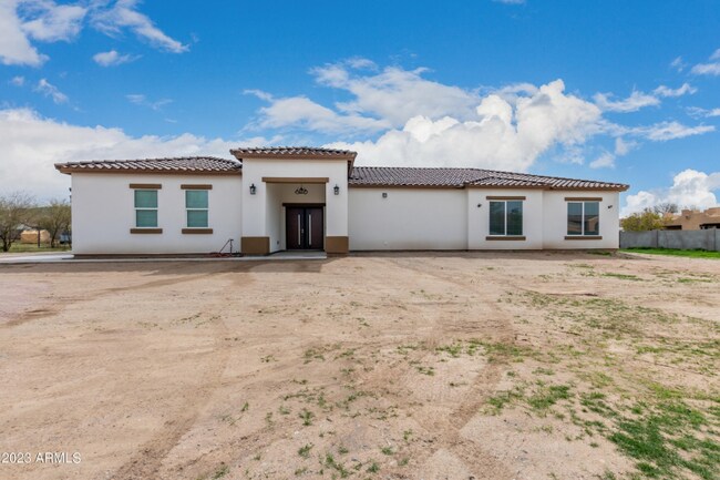 Foto del edificio - 3141 W Baseline Rd