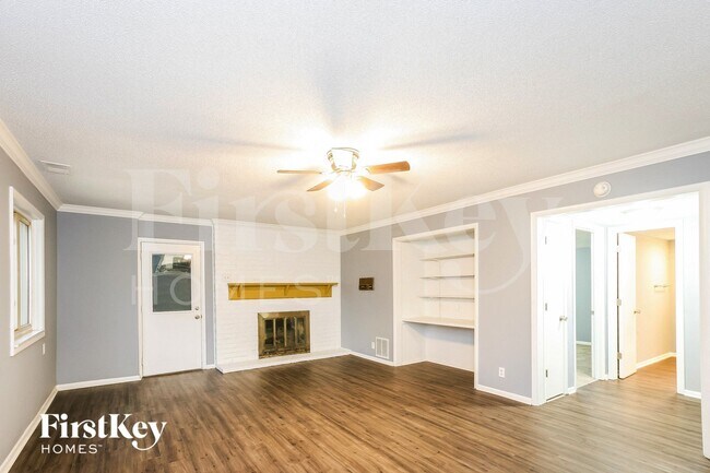 Foto del edificio - 7843 Stafford Ln