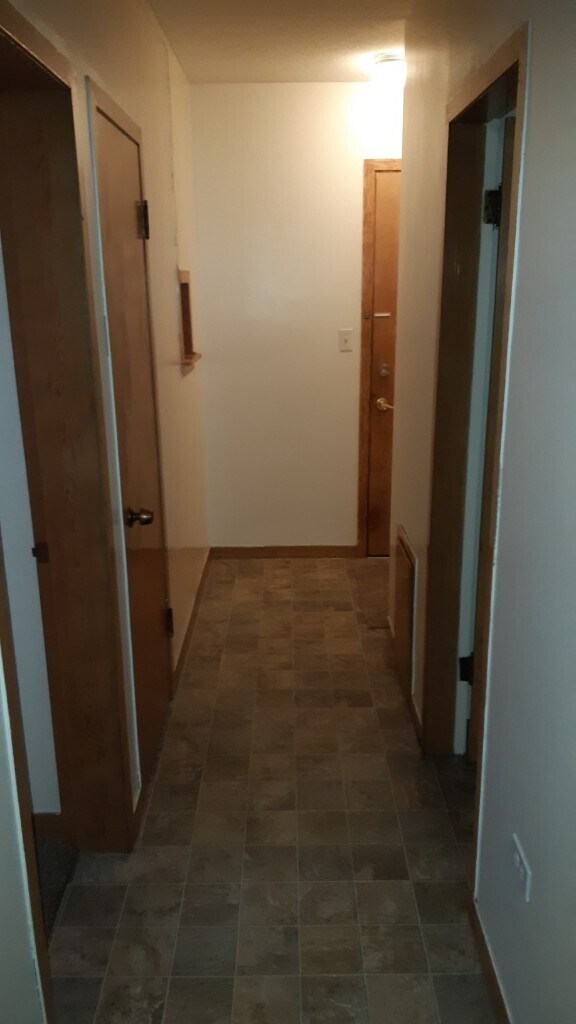 Building Photo - 0 Bed 0 Bath Unit in Red Deer, AB