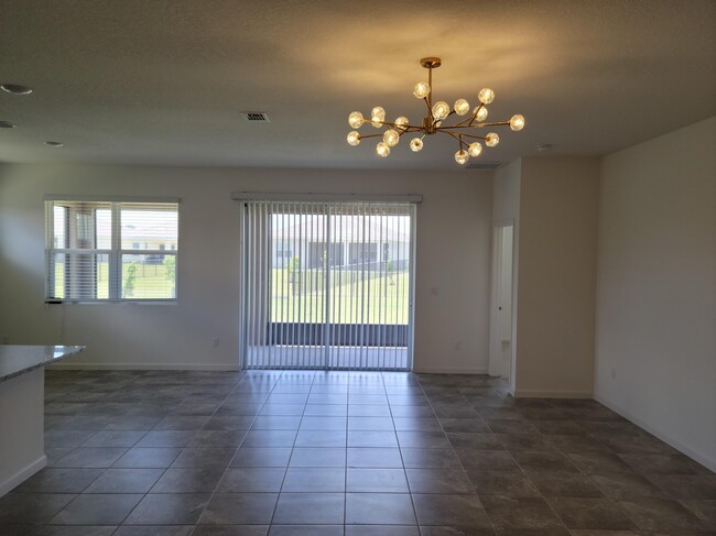 Building Photo - 12354 Arabella Dr